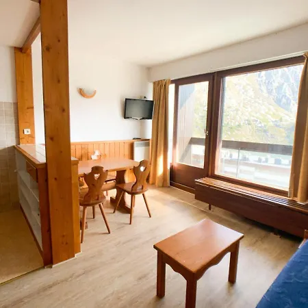 Studio Tignes, 1 Piece, 4 Personnes - Fr-1-406-94 Apartment *